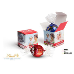 Lindt Lindor Kugel im Werbewürfel