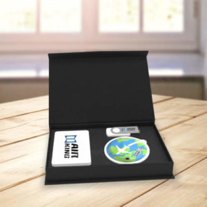 Geschenkset Reise USB Stick - Powerbank - Kofferanhänger